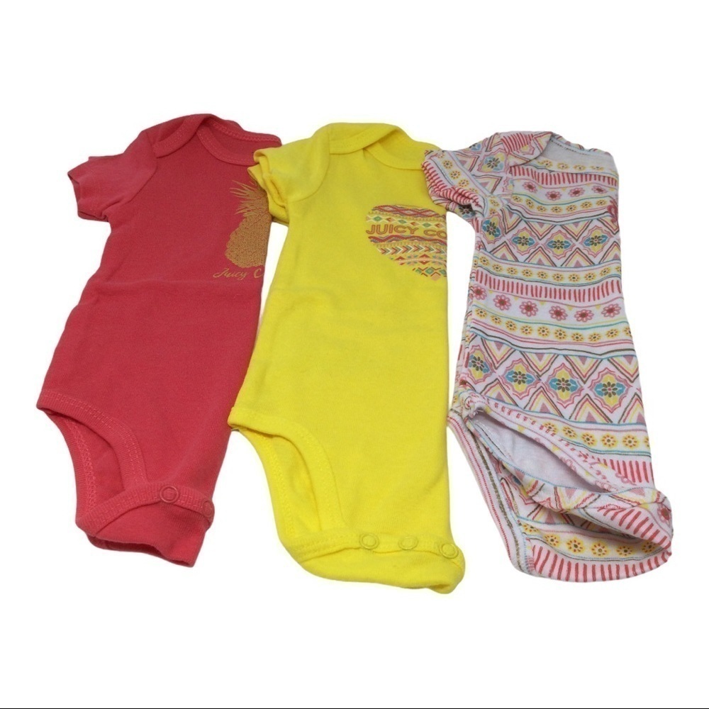 #024‎ Juicy Couture Baby Girls Short Sleeve Onesies Set